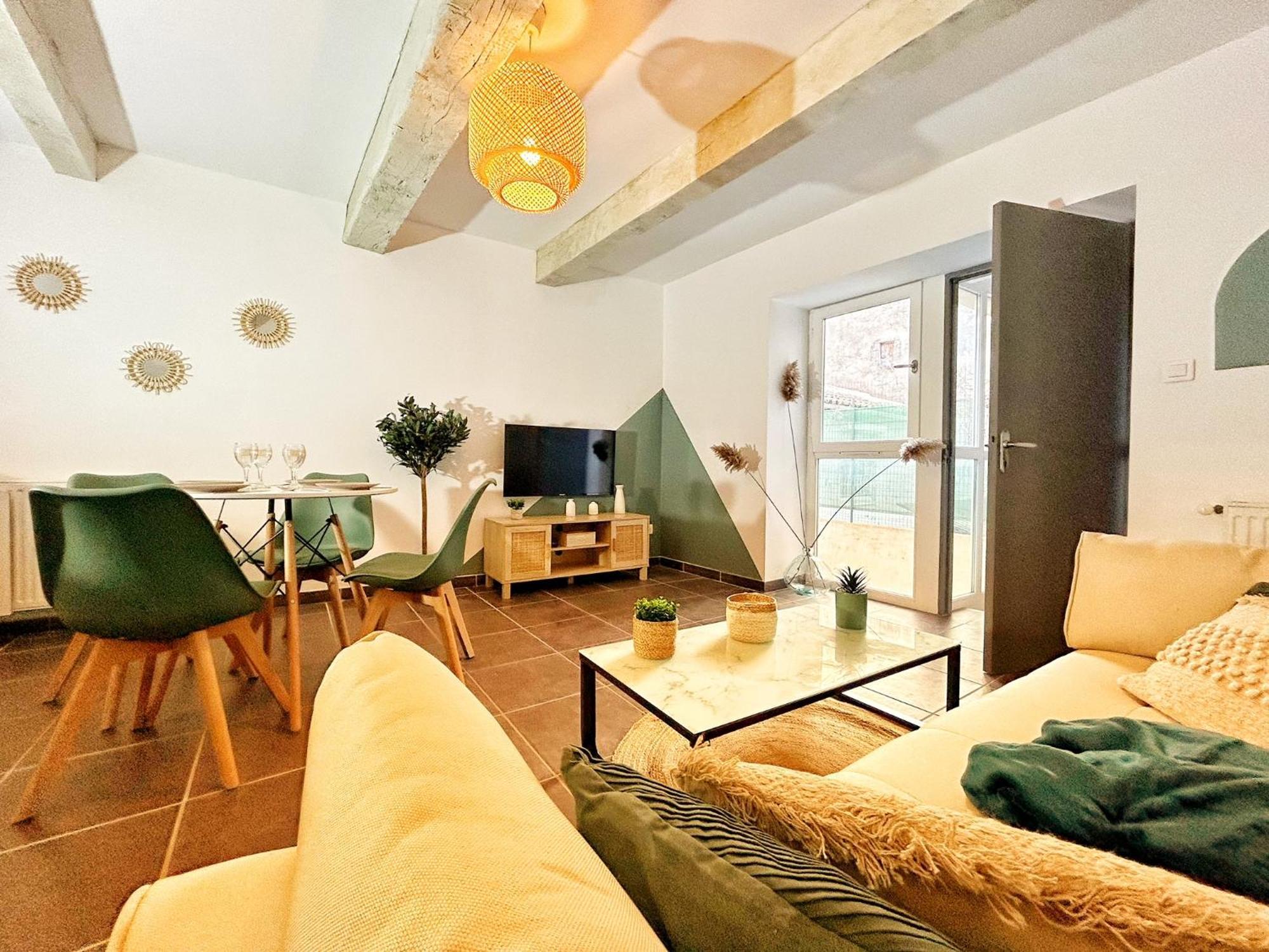 Olive Serenity Arlés Exterior foto